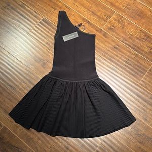 Bcbgmaxazria one should dress